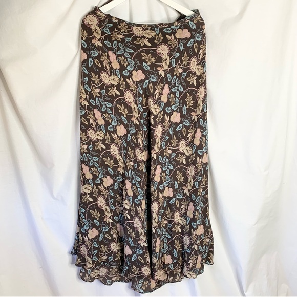 100% SILK Womens Mid Length Skirt
Floral Print Excellent ‘Like New’ Cond… - Picture 2 of 7